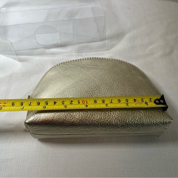 NEW Lord & Taylor Metallic LEATHER Cosmetic Bag with Textured Finish - Picture 5 of 7